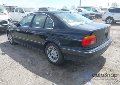 1999 BMW 528Ia из США, поврежденный, VIN WBADM6331XBY29010